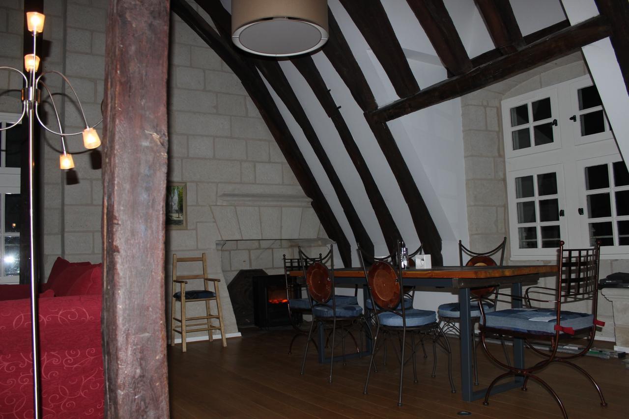 The Peaceful Corner In The Heart Of Saumur Apartment Bagian luar foto